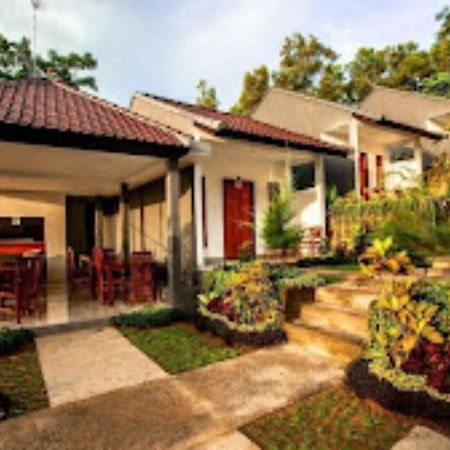 Singgahan Bungalow By Ecommerceloka Toyapakeh Buitenkant foto