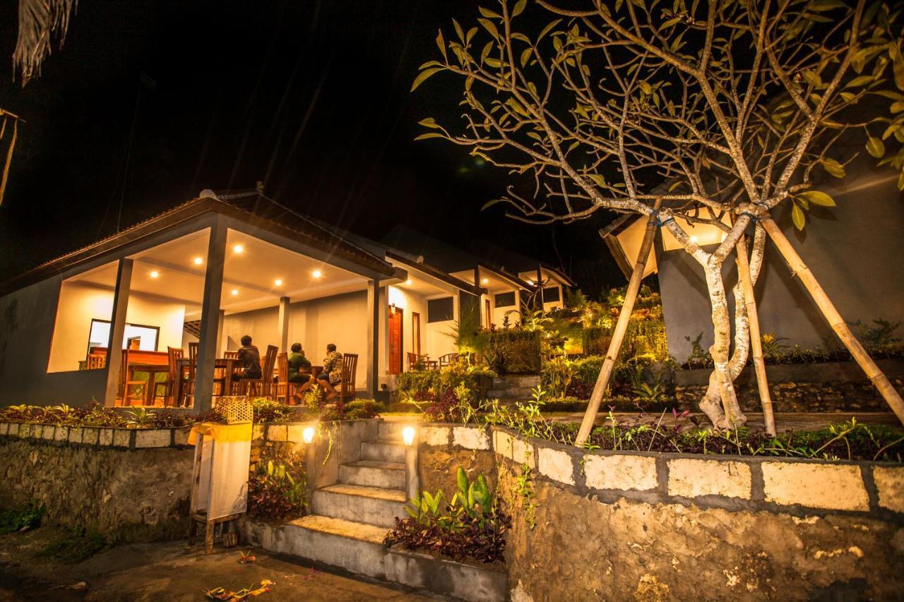 Singgahan Bungalow By Ecommerceloka Toyapakeh Buitenkant foto