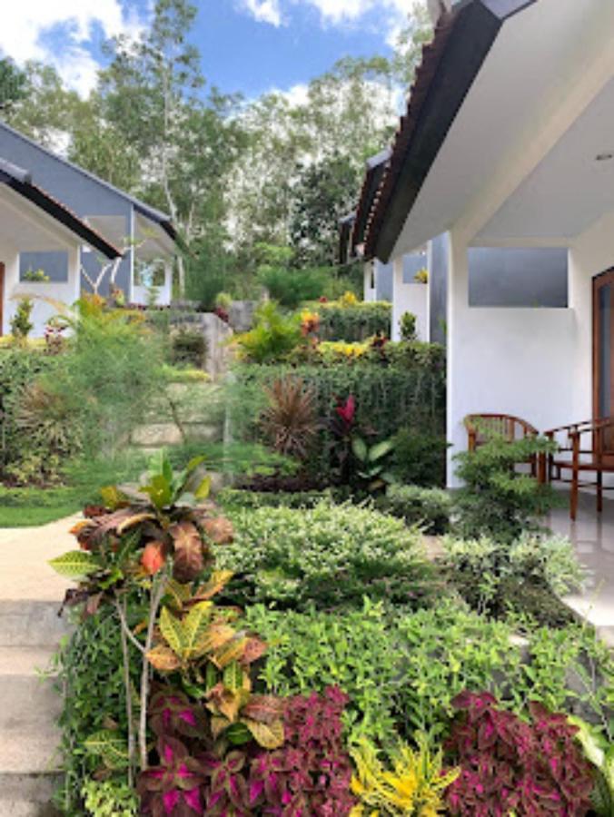 Singgahan Bungalow By Ecommerceloka Toyapakeh Buitenkant foto